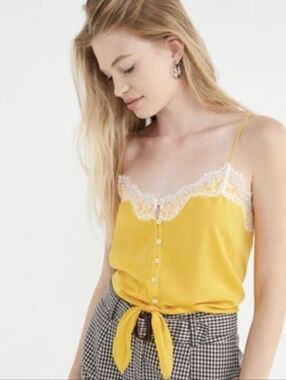 New Urban Outfitters Out From Under Yellow Lace Trim Tie Front Cami Top Small